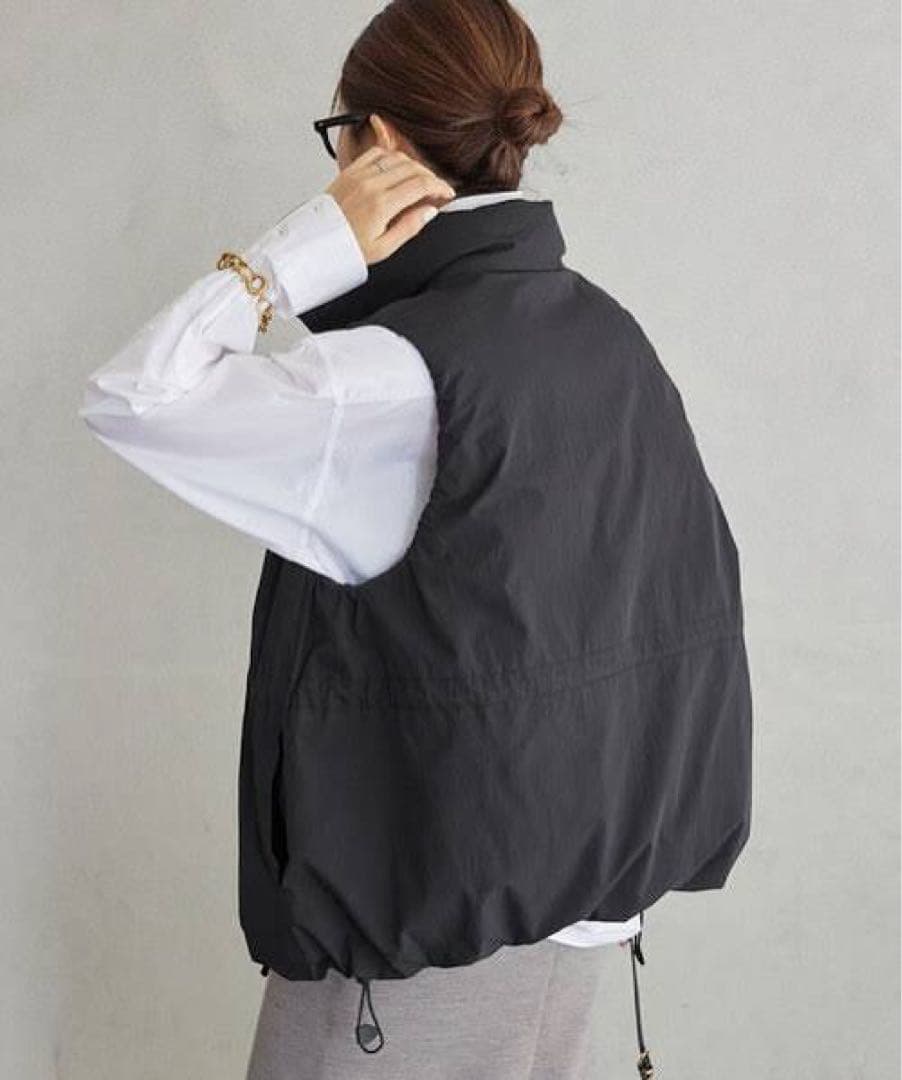 土曜日削除します！最終価格！スローブイエナ　P/NPタフタダウンベスト