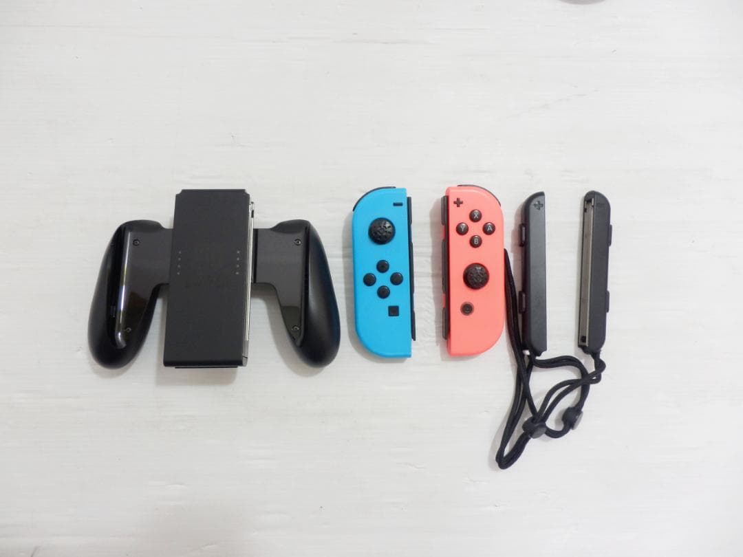 Nintendo Switch 任天堂 本体 ネオンブルー ネオンレッド 箱付き