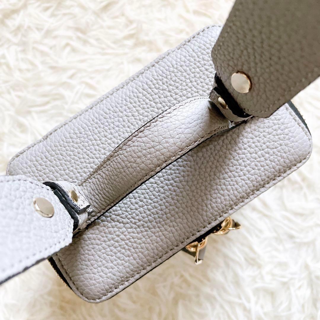 【極美品】エポイ　リツ　ミニバニティー ショルダーバッグ　2way　レザー