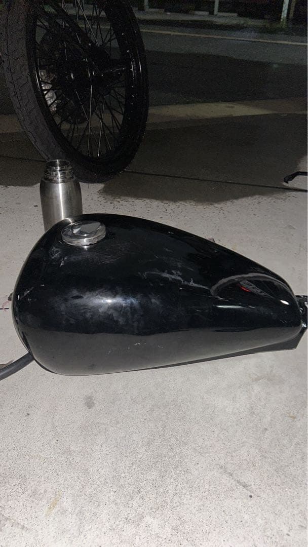スティード400 ブラックガソリンタンク