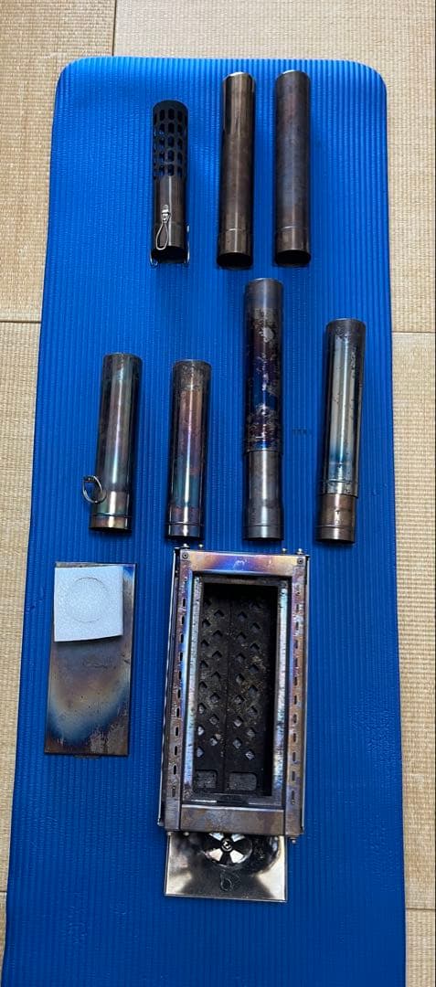 Soomloom卓上薪ストーブDECO2.0 スパークアレスタと煙突ブラシ付き！