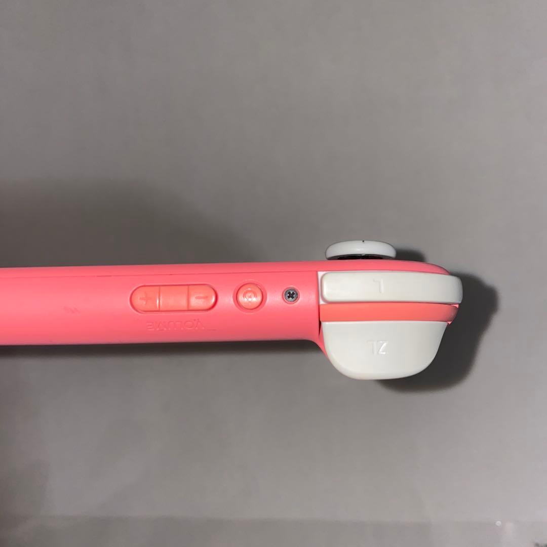 Switch Lite　本体