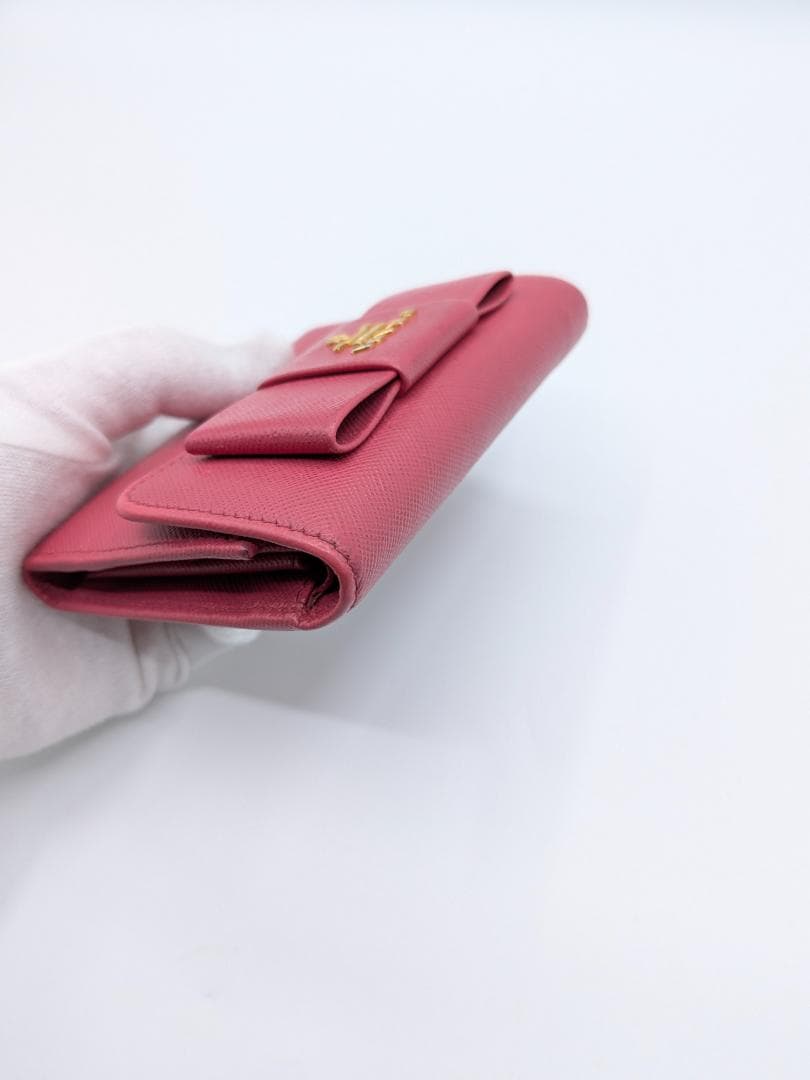 良品✨ プラダ ３つ折り財布 サフィアーノ レザー ピンク 0PG