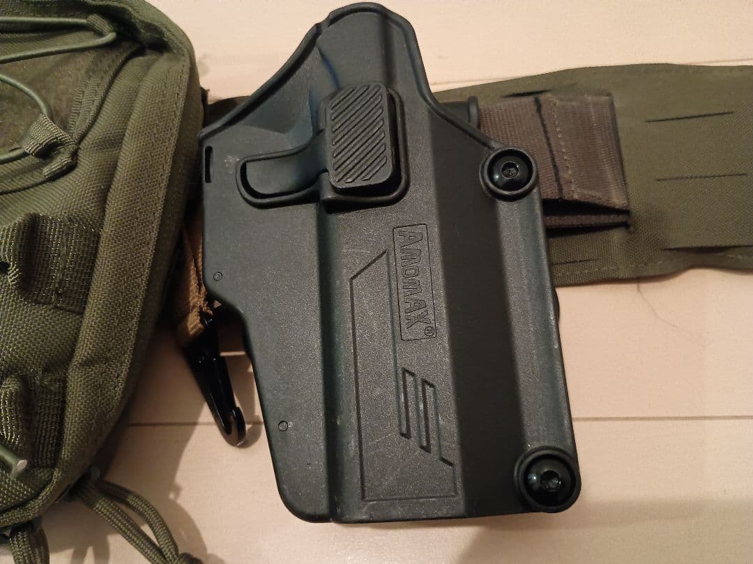 ファーストライン タスマニアン タイガー ポーチ サバゲー