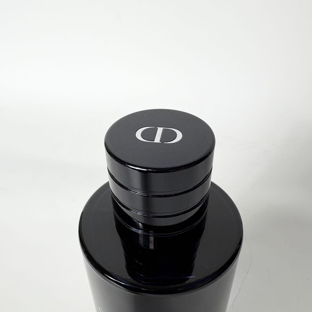 Dior SAUVAGE ディオール　ソヴァージュ　オードトワレ香水　200ml