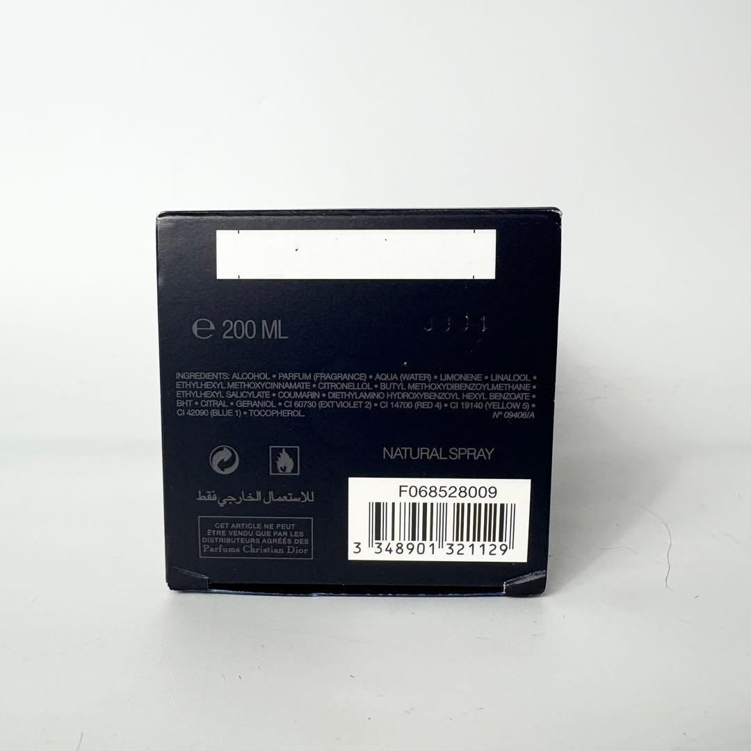 Dior SAUVAGE ディオール　ソヴァージュ　オードトワレ香水　200ml