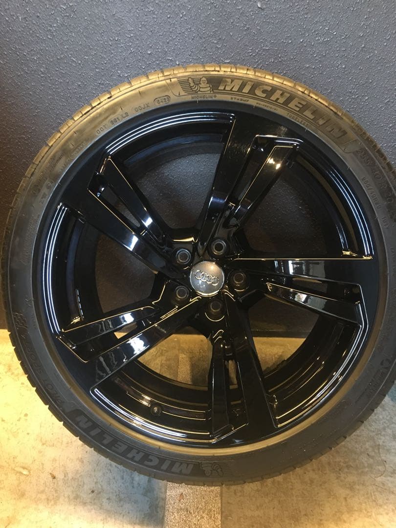 ★ 【送料込み】アウディ　純正　20インチホイール　＋　タイヤ　４本セット