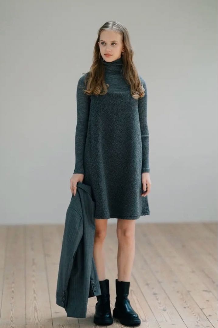 新品タグ付き　ポワpois ワンピ　square poodle onepiece