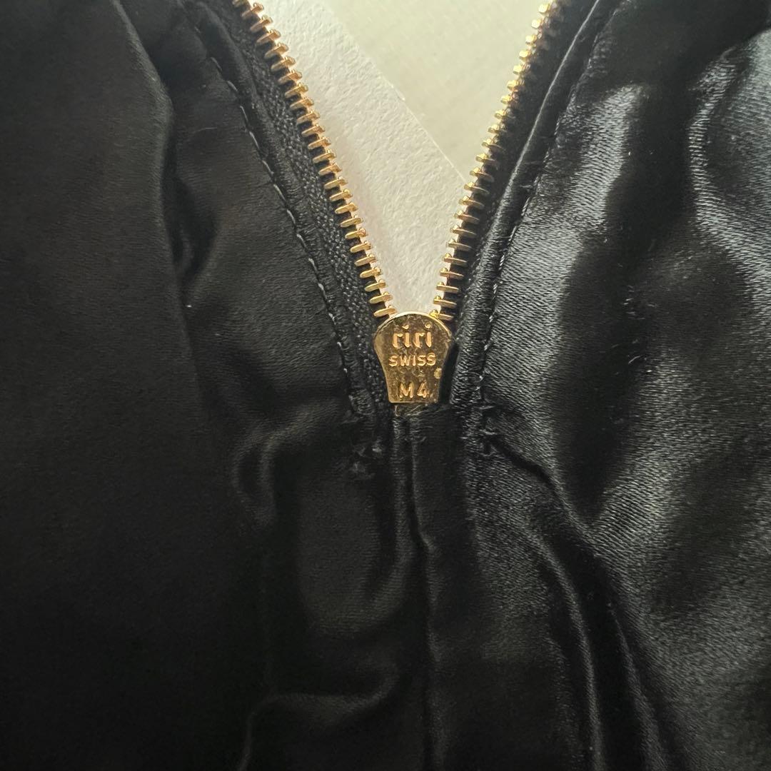 【極美品】ボッテガヴェネタ カメラバッグ イントレチャート タッセル ブラック