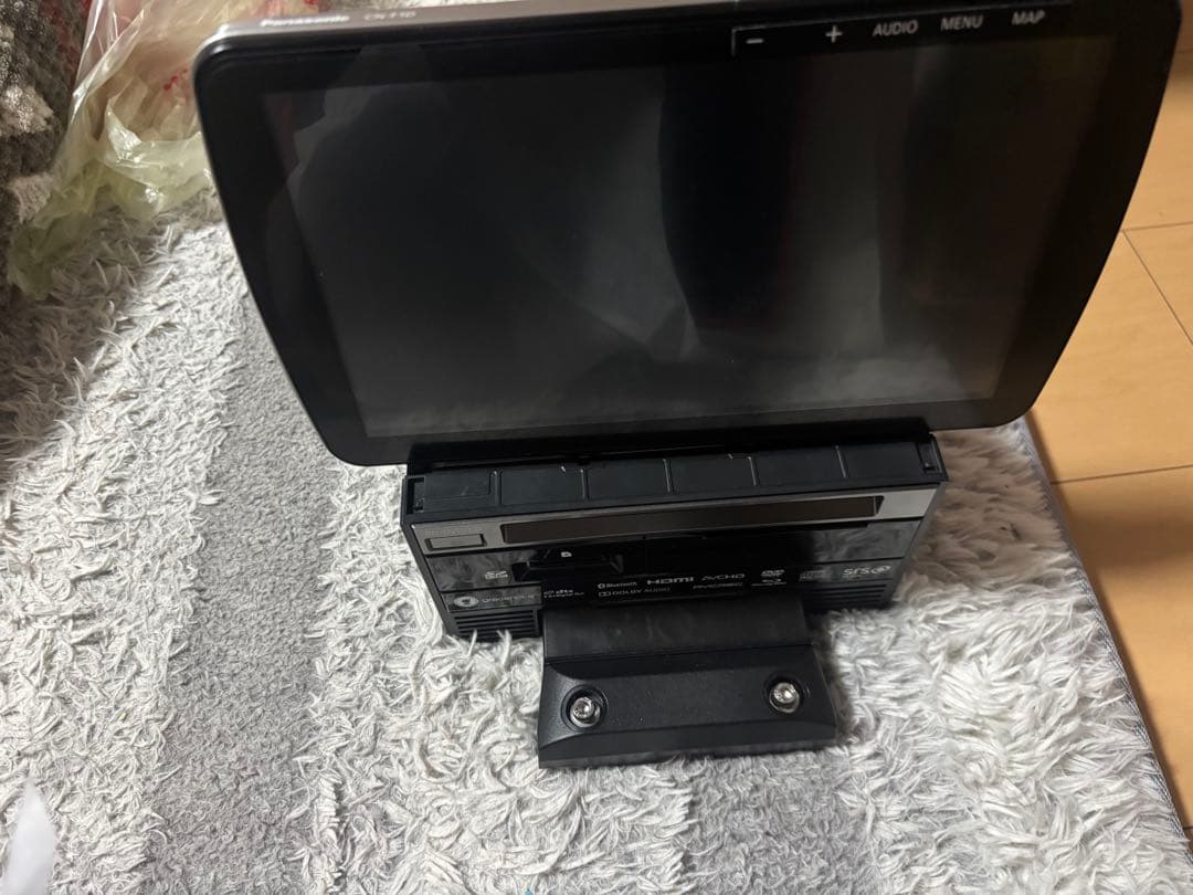 パナソニック9インチナビ　CN-F1D