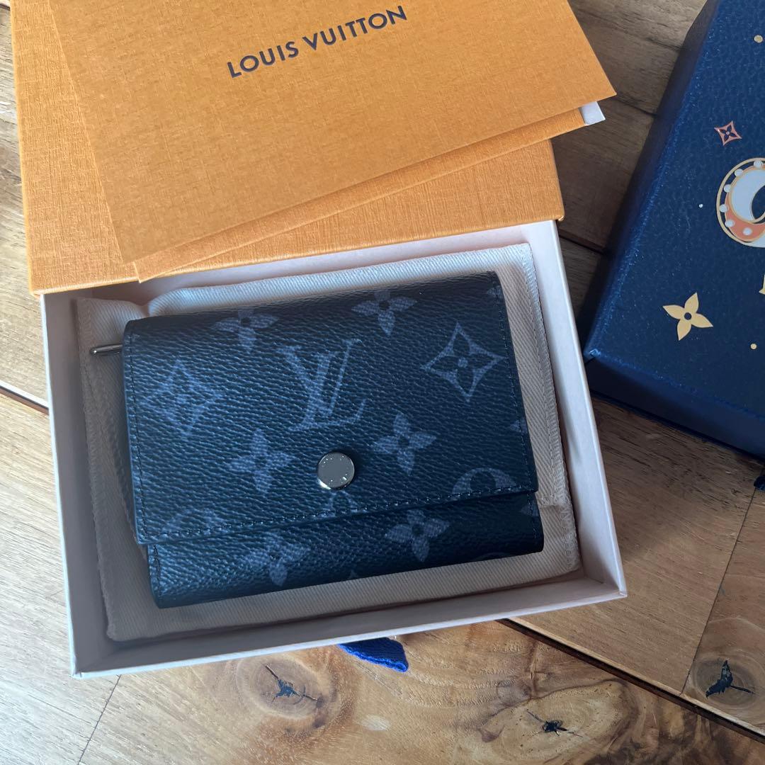 LOUIS VUITTON(ルイ・ヴィトン) ヴィクター・ウォレット