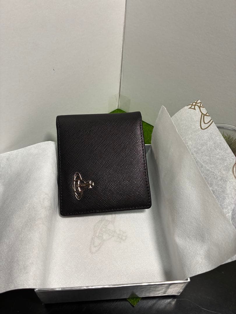 入手困難【新品】Vivienne Westwood オーブロゴ 札入れ