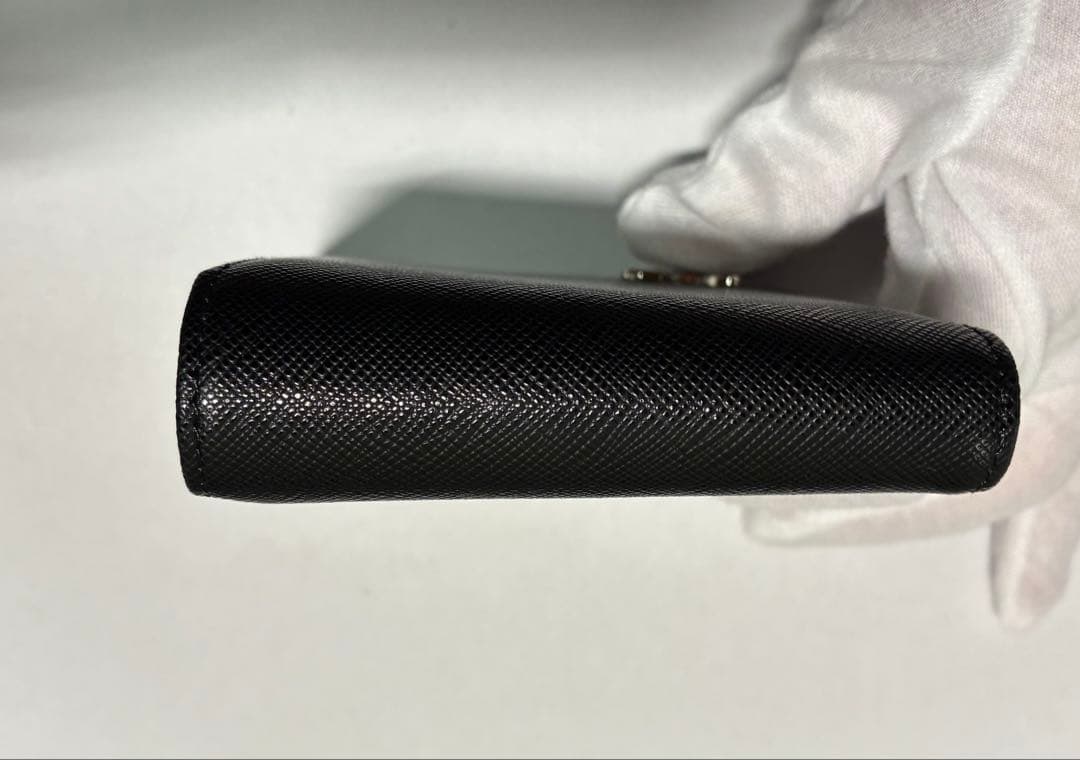 入手困難【新品】Vivienne Westwood オーブロゴ 札入れ