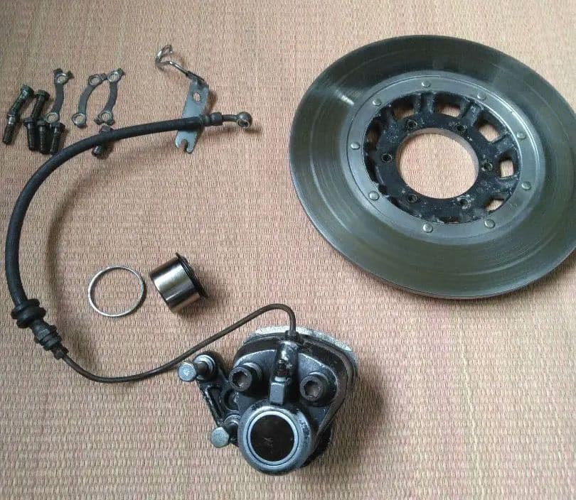 Z1Z2右側 純正ブレーキキャリパー、 ディスク