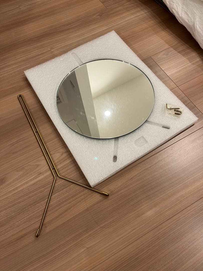 MOEBE ムーベ　ウォールミラー φ30cm ブラス