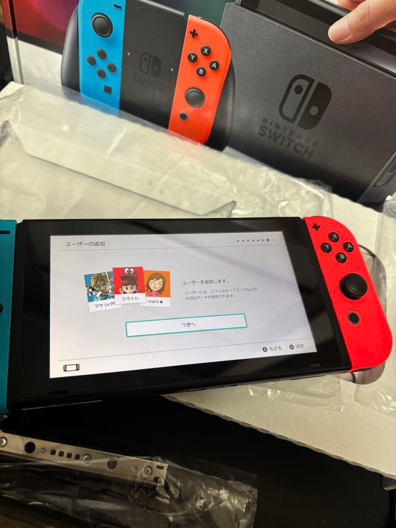 任天堂　Nintendo Switch 完品