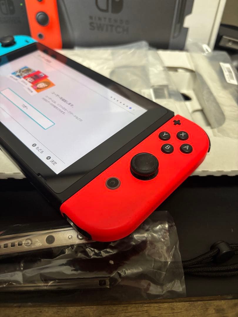 任天堂　Nintendo Switch 完品