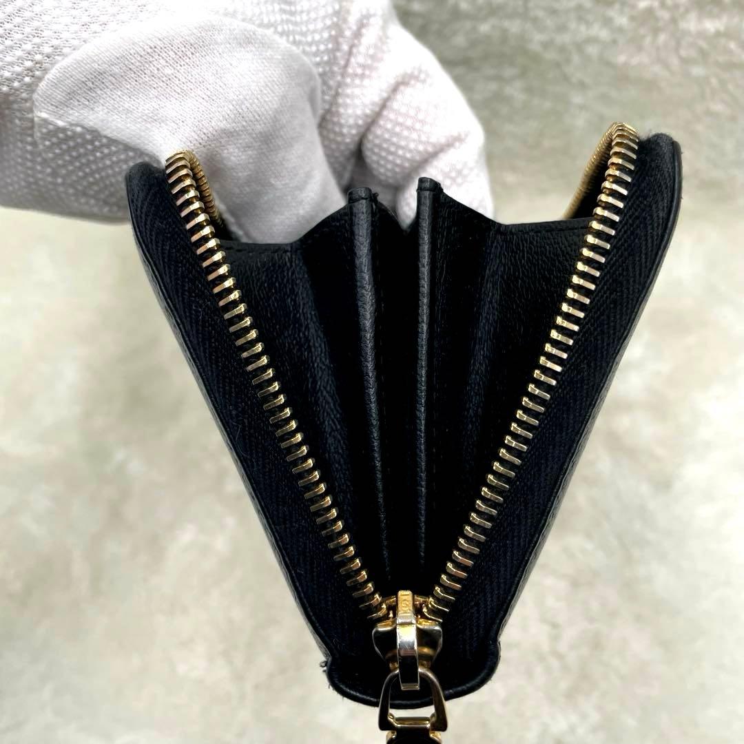 美品 サンローラン 長財布 カサンドラ エンボス ラウンドファスナー ブラック