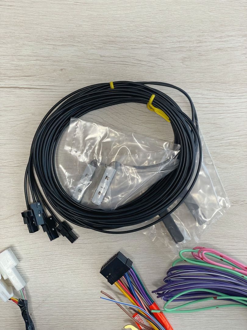 ECLIPSE カーナビ AVN-Z04i W 地図データ　2020年