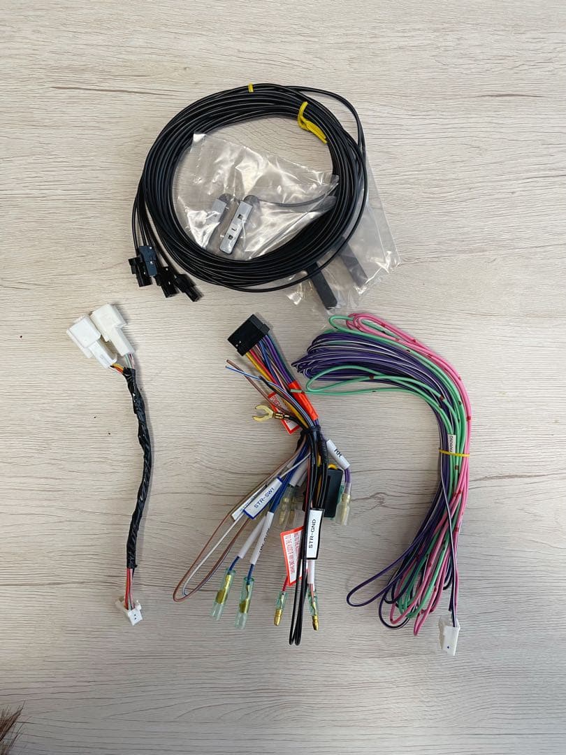 ECLIPSE カーナビ AVN-Z04i W 地図データ　2020年