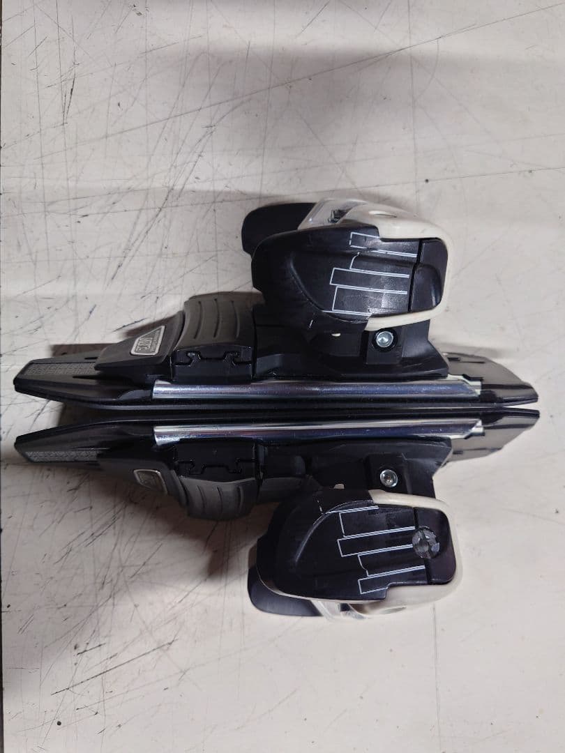 アトミック Atomic warden 13 demo スキー ビンディング