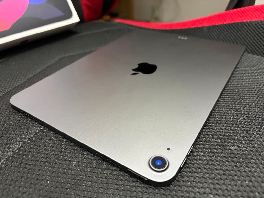 ★美品★iPad Air 第4世代 + Magic Keyboard 他おまけ有