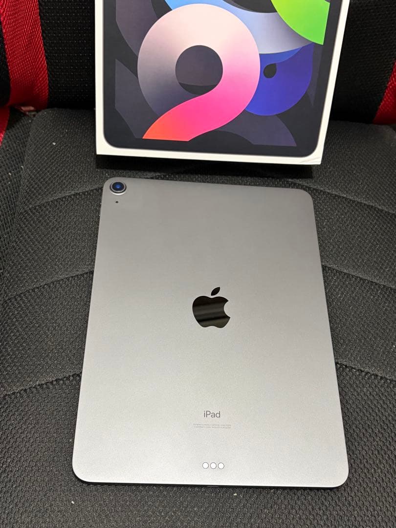 ★美品★iPad Air 第4世代 + Magic Keyboard 他おまけ有