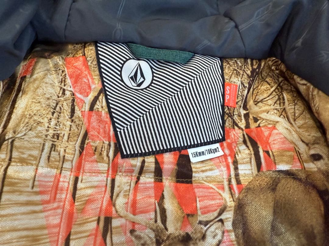 VOLCOM スノーボードウェア