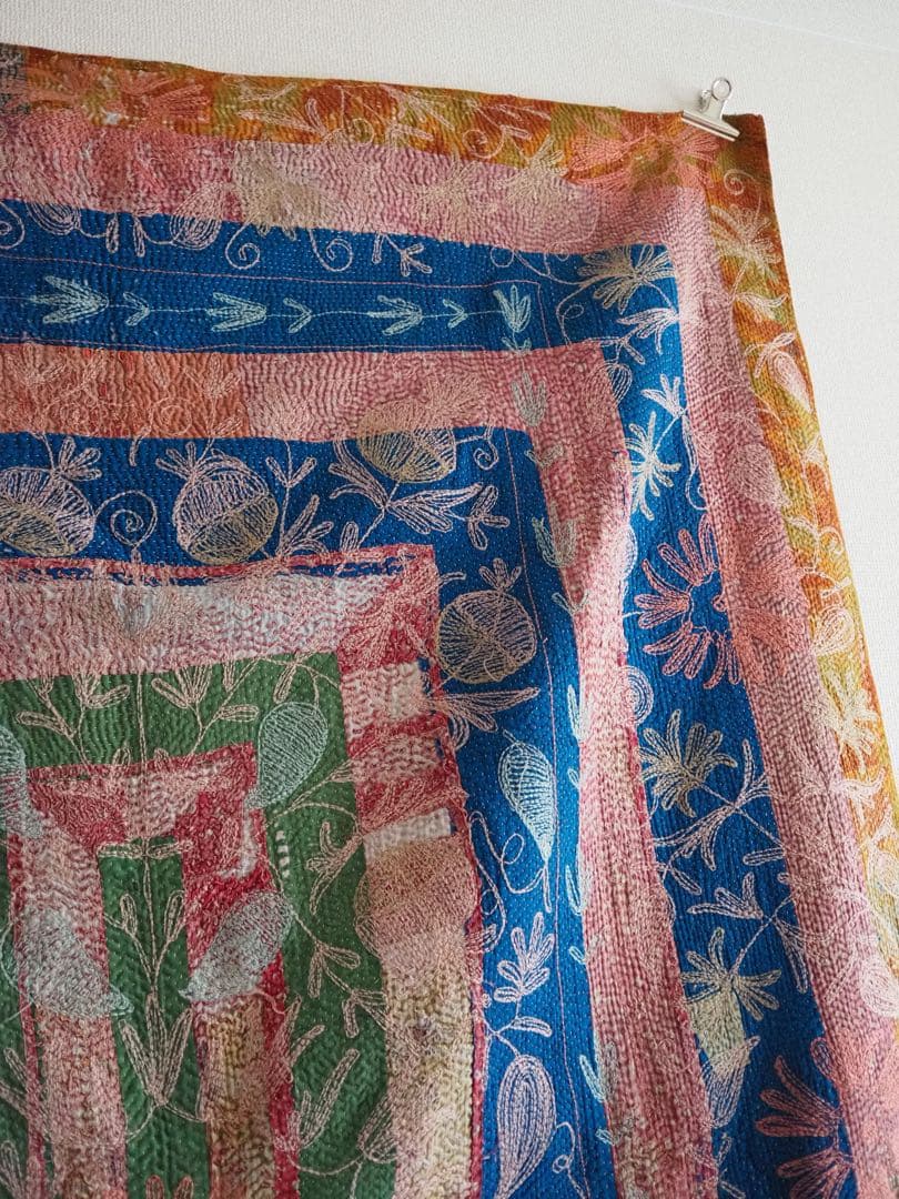 【希少】　スザニ刺繍カンタキルト　スザニ刺繍　ピンク　インド　一点もの