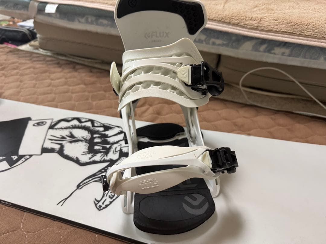 バタレオン DISASTER スノーボードセット FLUX ビンディング付