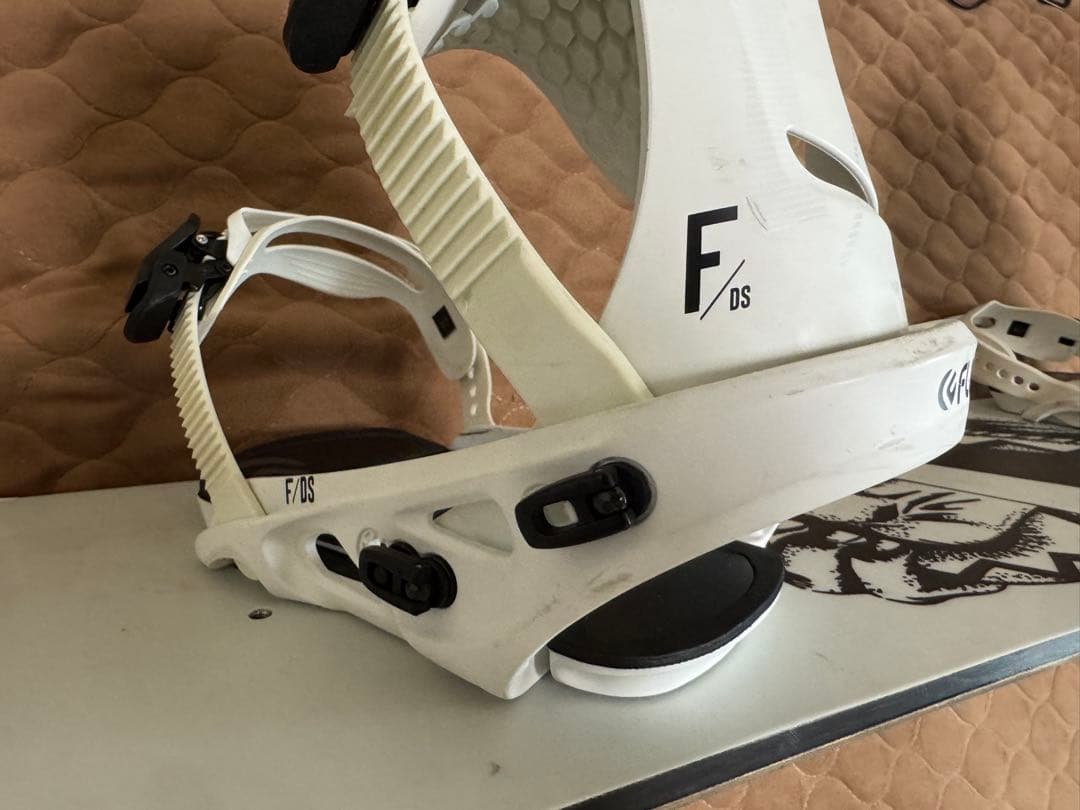 バタレオン DISASTER スノーボードセット FLUX ビンディング付