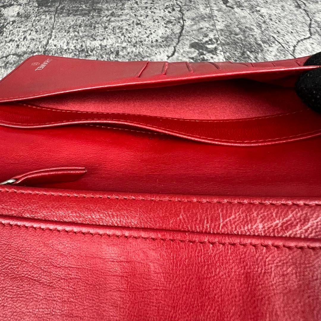 CHANEL カメリア型押し ココマーク 長財布 ラムスキン