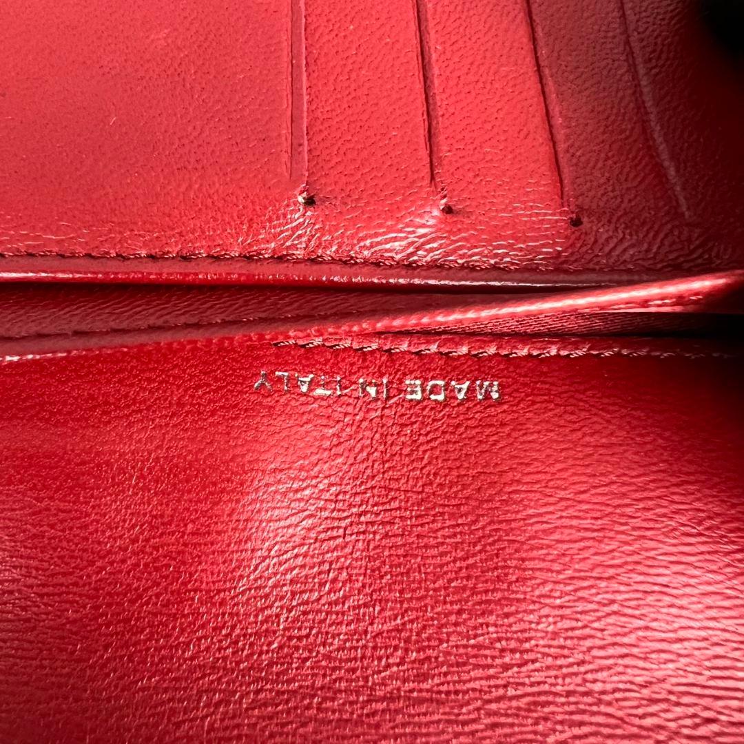 CHANEL カメリア型押し ココマーク 長財布 ラムスキン