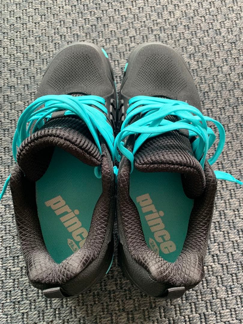 【着用2回】プリンス カーペット用　テニスシューズ　26.5