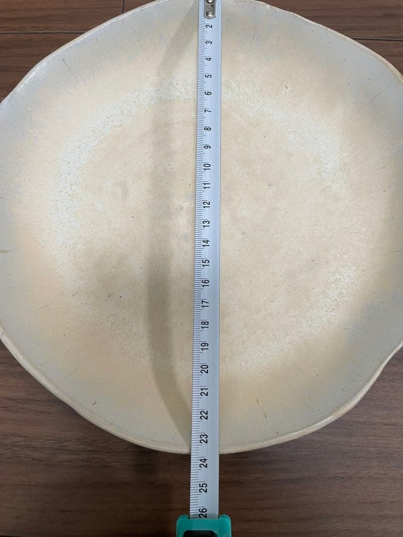 【故金あかり Akari Karugane】 プレート　ベージュ