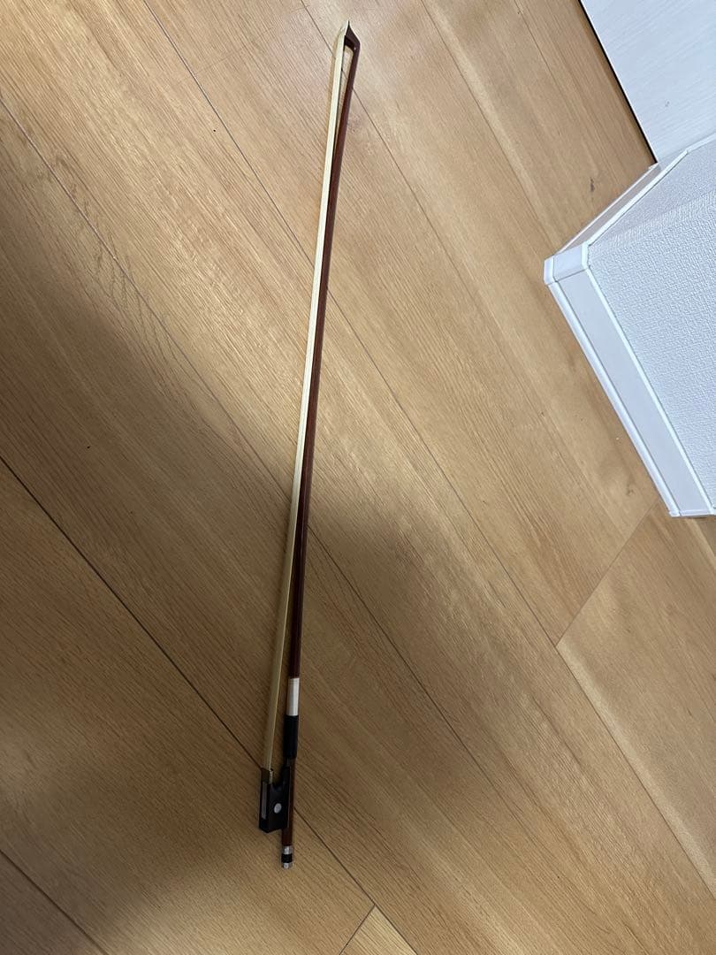 鈴木バイオリン　弓　刻印あり　4/4サイズ用　suzuki スズキ　ボウ
