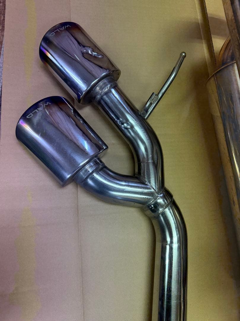 ランクル200中期／後期LX570用WALD競技用サイド出しマフラー