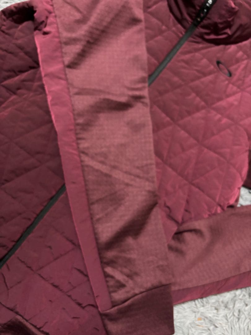 Oakley バーガンディ ジャケット