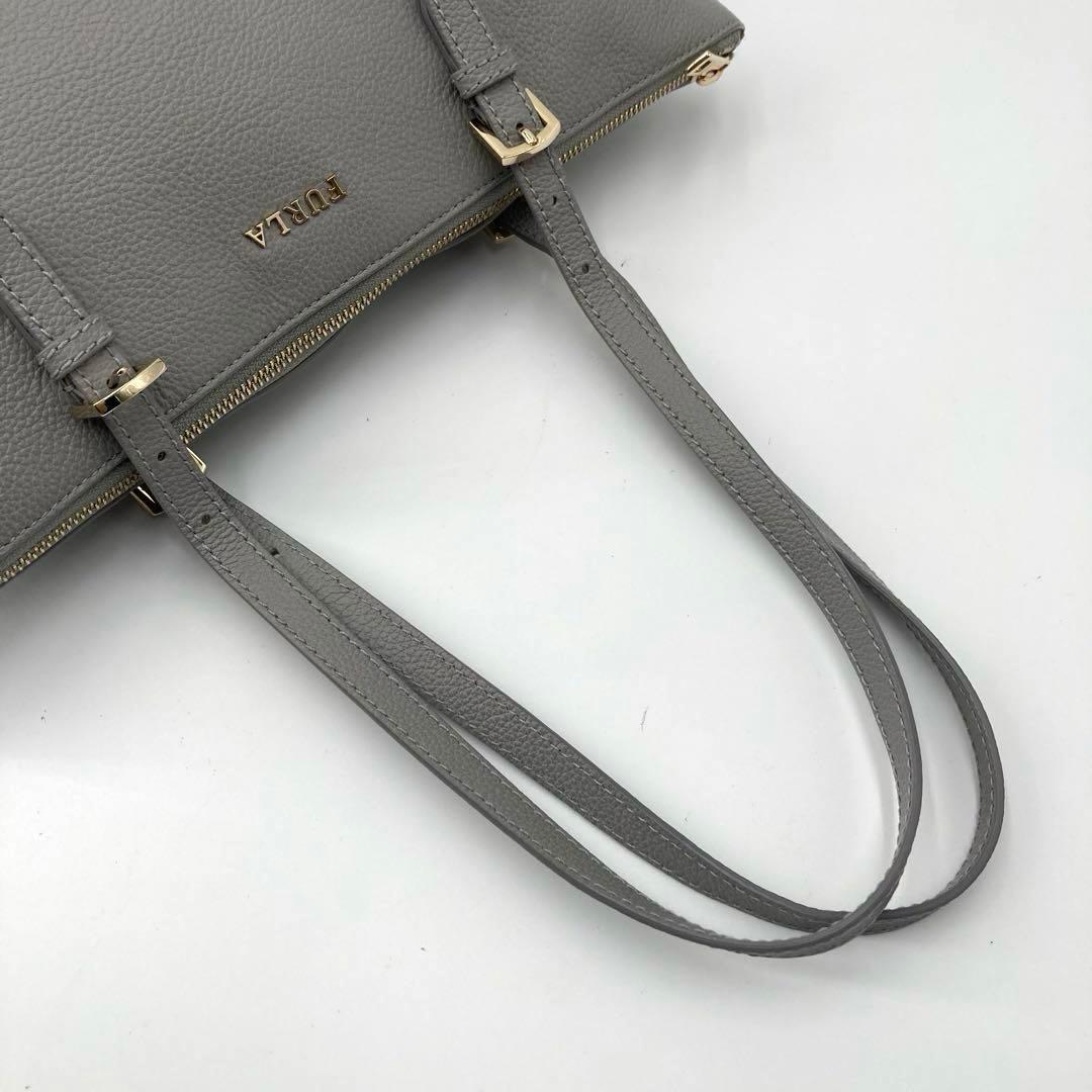 極美品✨FURLA フルラ トートバッグ レザー A4可 ライトグレー 肩掛け