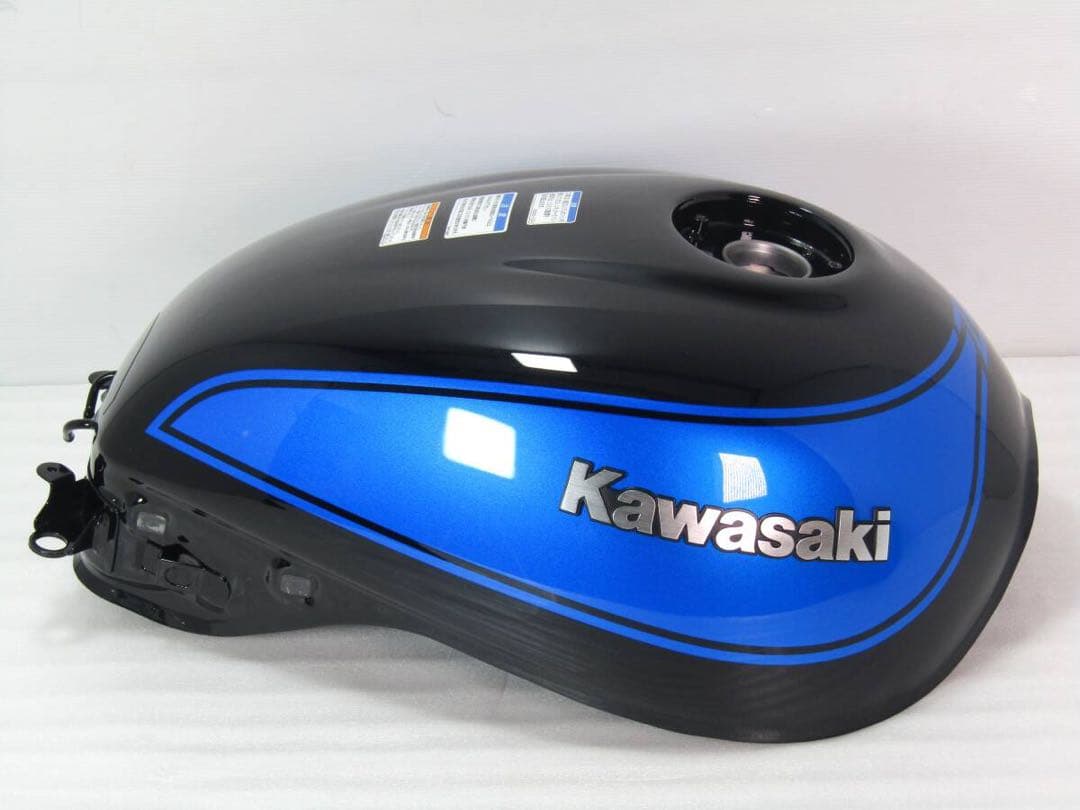 最終値下げ Z900RS メタリックディアブロブラック 外装タンク テールカウル