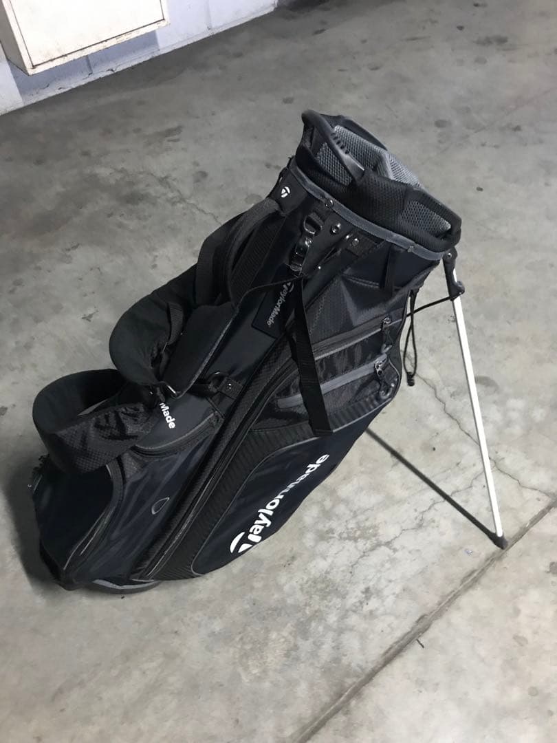 テーラーメイドスタンド式キャディバック