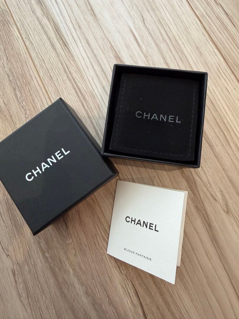 CHANEL ゴールド CCロゴピアス