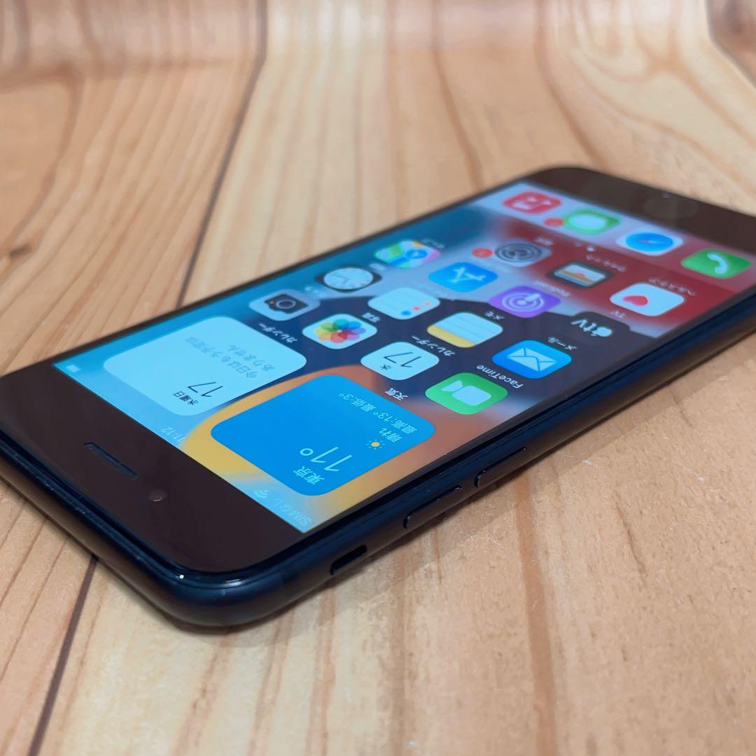 SIMフリー 本体 iPhone 7 128 GB ブラック 238 電池良好