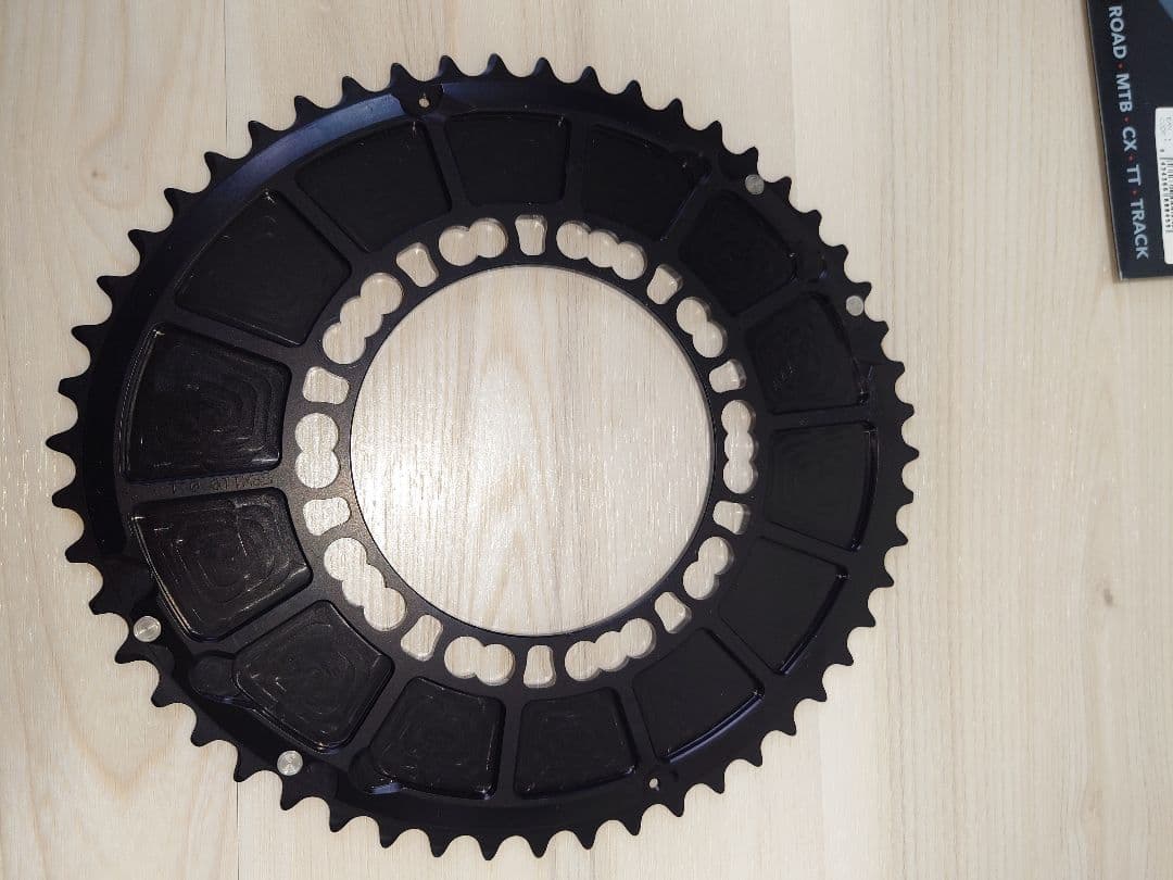 【新品・値下】ROTOR QRINGS AERO 52T BCD110 楕円