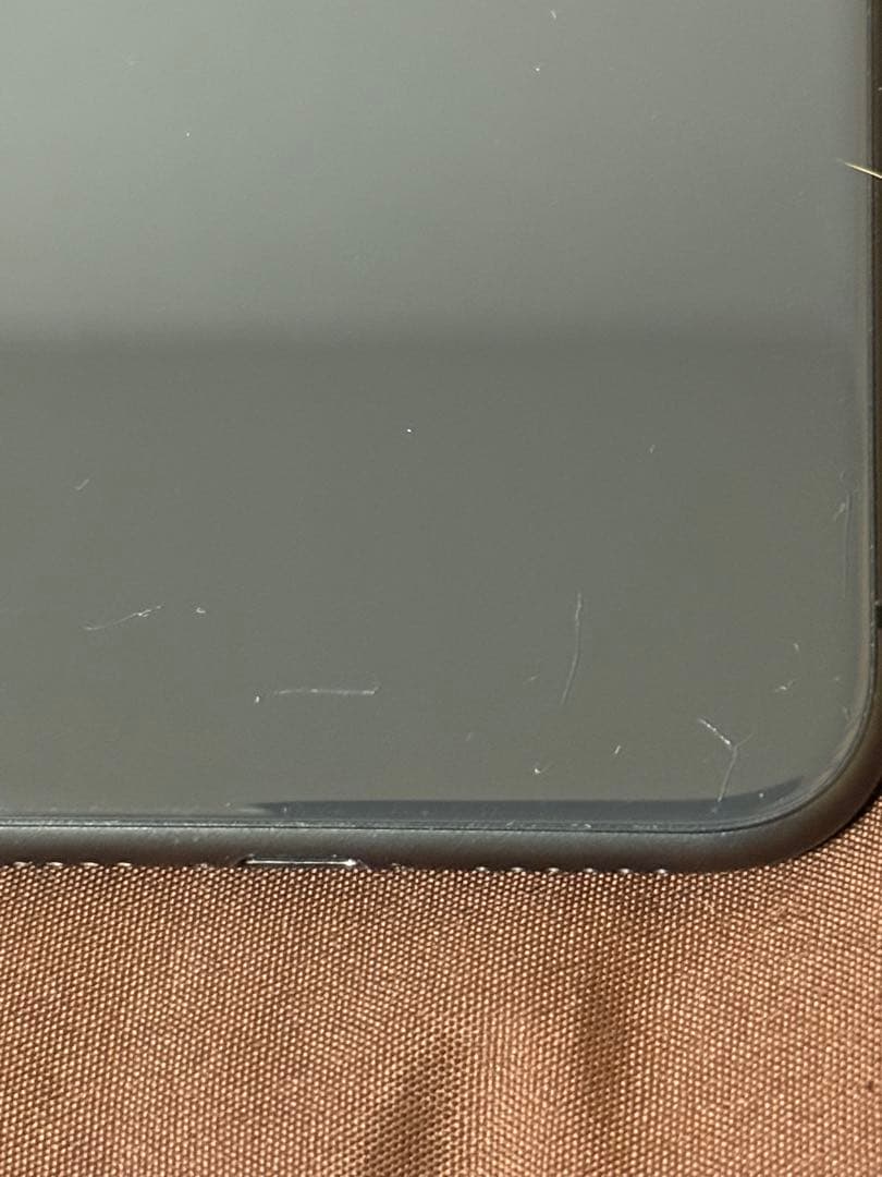 Apple iPhone 11 64gb 本体