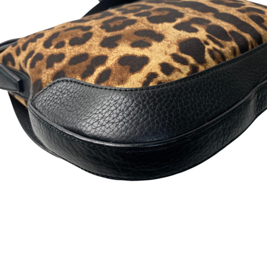 美品 ドルチェアンドガッバーナ D&G ショルダーバッグ レオパード 斜めがけ