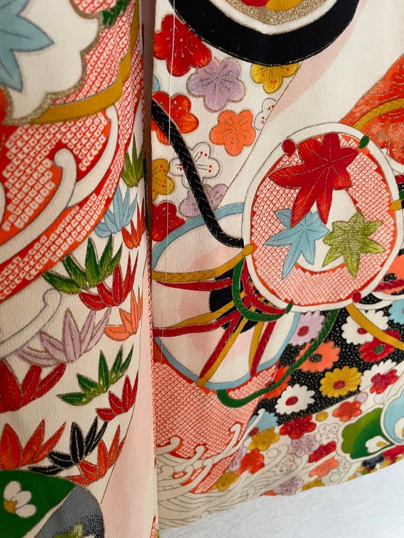 新品　未使用　希少　正絹　着物　七五三　お宮参り　しぼり　しつけ付き　女子　和柄