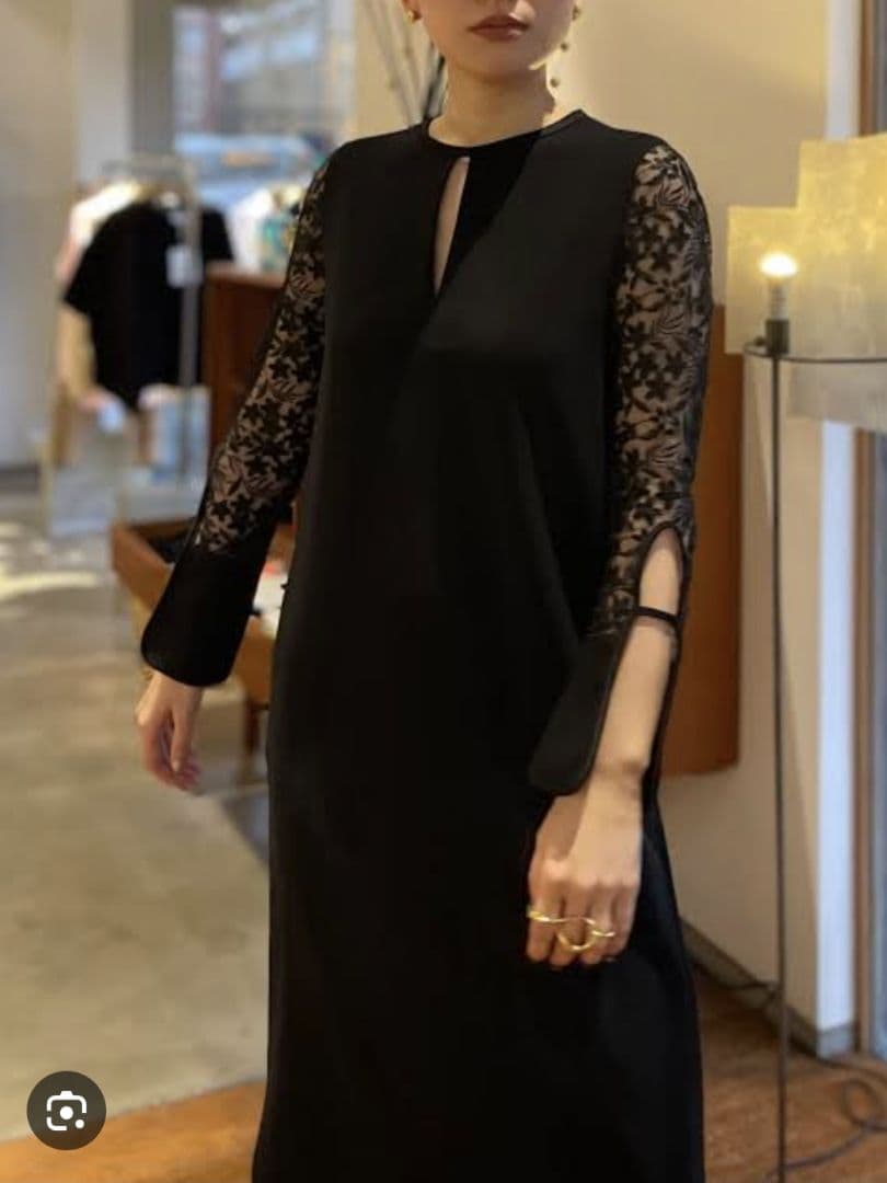 mame kurogouchi　Floral Lace Sleeve Dress