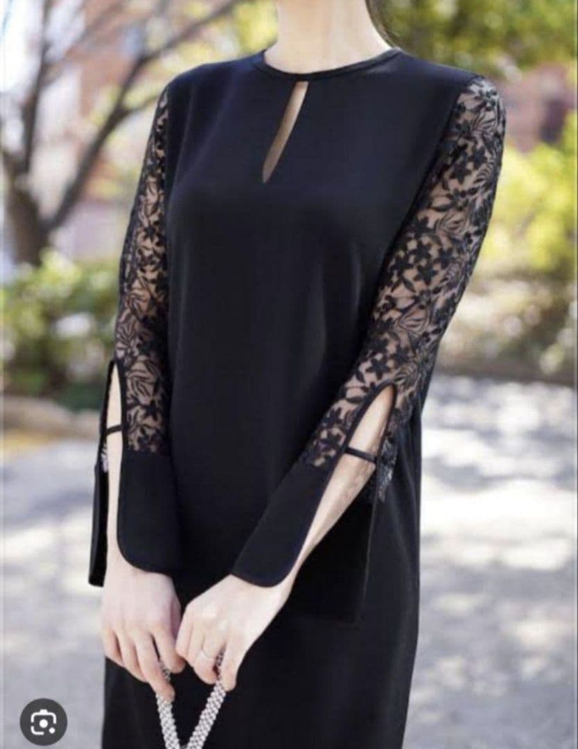 mame kurogouchi　Floral Lace Sleeve Dress