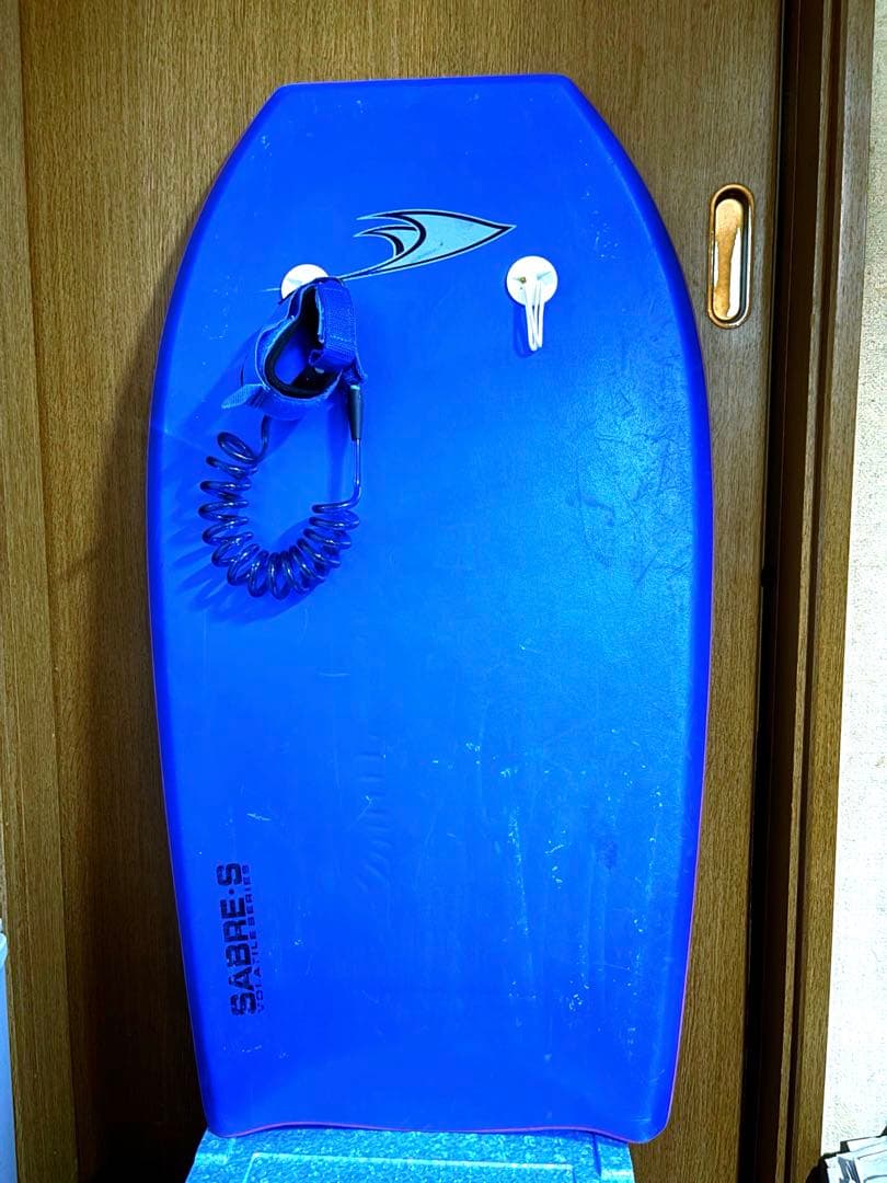 【値下げ中】MANTA ボディボード リーシュコード付 【SABURE.S】